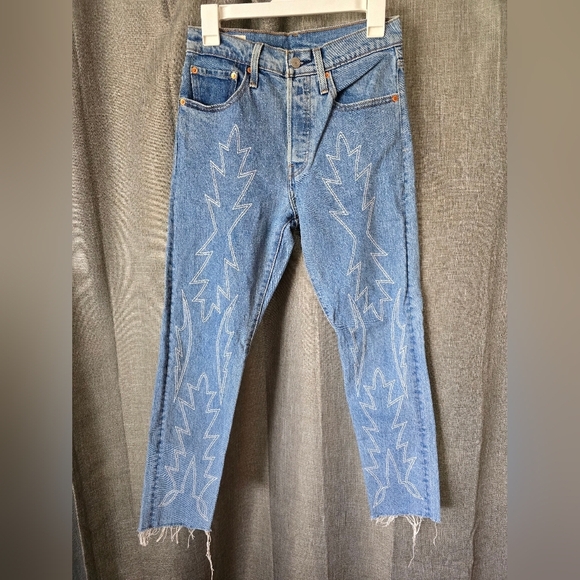 Levis 501 Embroidered High Waist Skinny Jeans Size 26/26 Del Norte Premium Denim - Picture 1 of 10